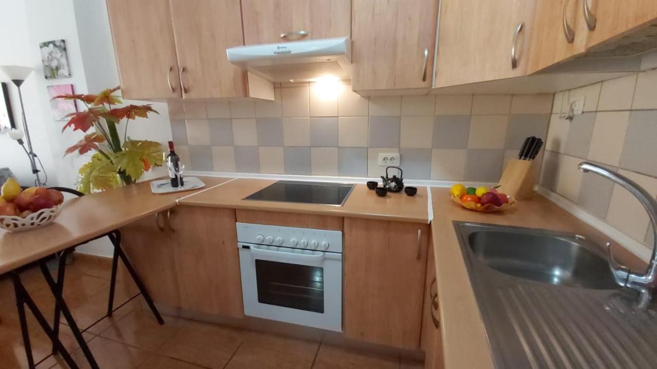 431 - Edif Aguamarina - Vacation Rental Home In The Coast Line Of Golf Del Sur سان ميغيل ذي أبونا المظهر الخارجي الصورة